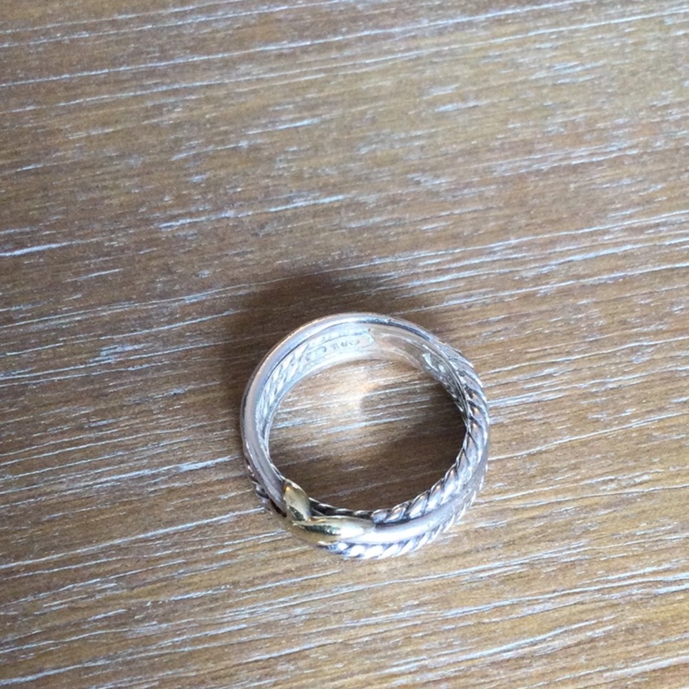 David Yurman crossover ring. Size 6